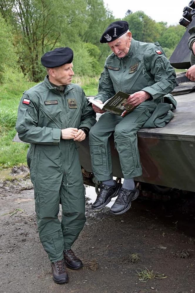 Żołnierze spełnili marzenie najstarszego czołgisty świata