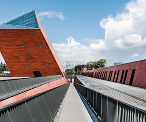 Wielowątkowa tożsamość Gdańska: od gotyku, przez rekonstrukcje, po architekturę nowoczesną 
