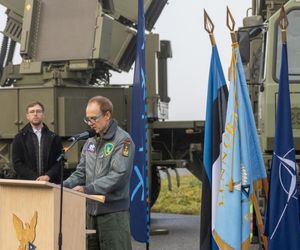 generał Thorsten Poschwatta, dowódca NATO Air Command w Uedem podczas otwarcia Amarii