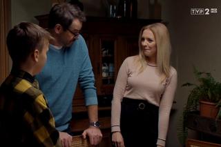 M jak miłość, odcinek 1514. Michał (Paweł Deląg), Joasia (Barbara Kurdej-Szatan), Wojtek (Feliks Matecki)