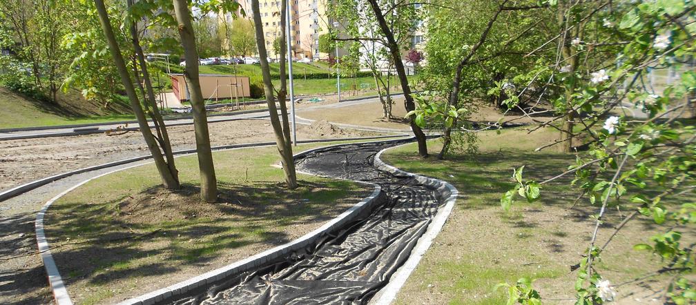 Park Majowe przed końcem budowy