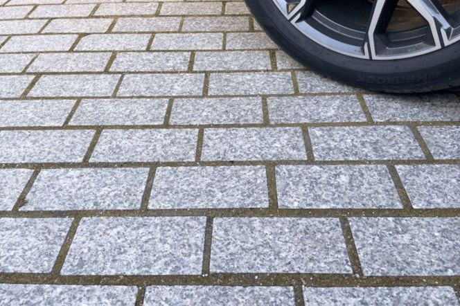 Nawierzchnie z granitu od Granit Naturalny