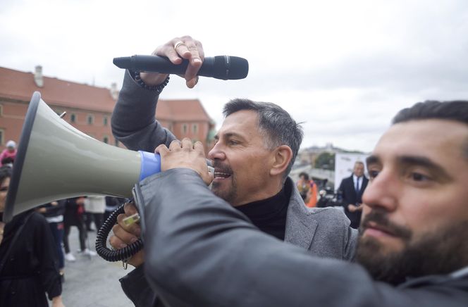 Ibisz śmieje się sam z siebie. "Nic się pan Krzysio nie zmienił"