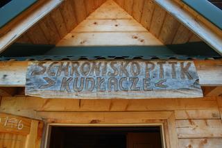 Beskid Myślenicki. Schronisko PTTK na Kudłaczach i Lubomir 