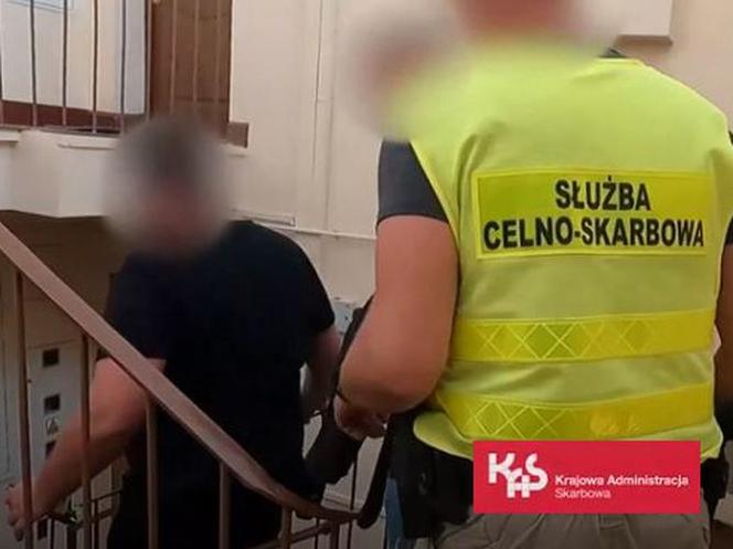 Wielka akcja policji. 20 osób zatrzymanych, mogli wyłudzić 86 milionów złotych 