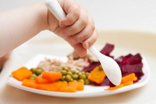 Dieta dziecka: co dawać dziecku do jedzenia, by wyrosło na małego geniusza?