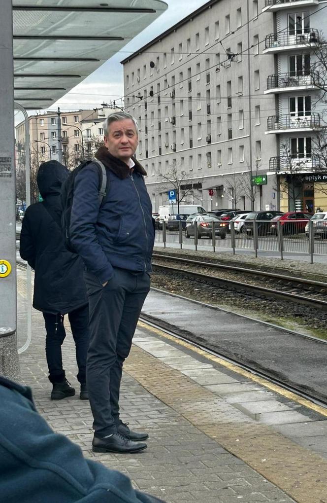 Robert Biedroń zaczepiany w tramwaju przez współpasażerów