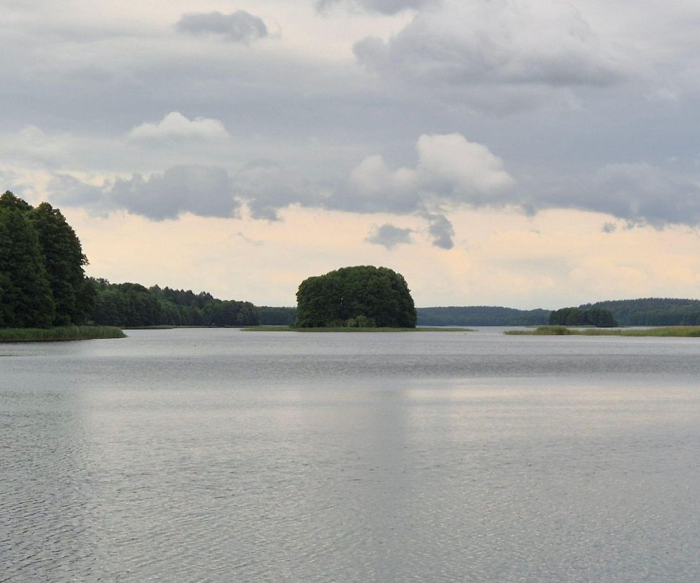 To jezioro przyciąga tajemniczą aurą. Trzeba zachować tam absolutną ciszę