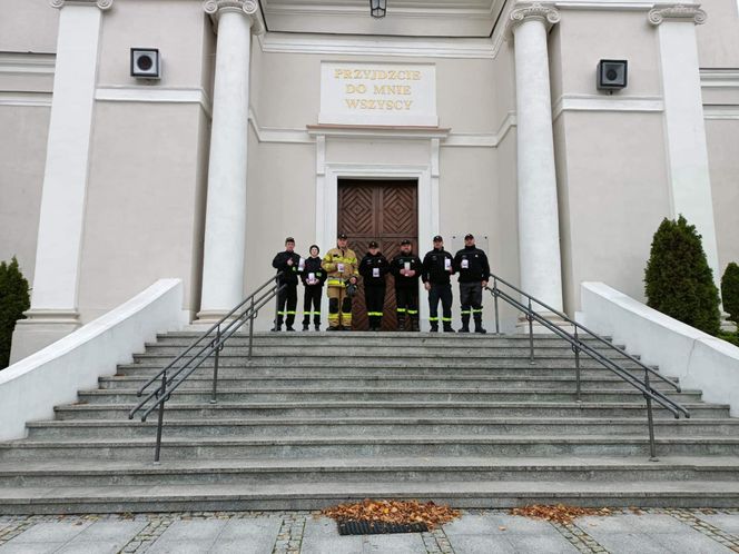 Druhowie z kilku OSP w powiecie siedleckim połączyli siły, dzięki czemu udało się zakończyć zbiórkę na rzecz Michała Ostasa