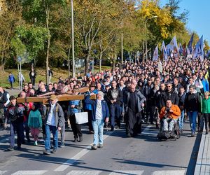 Wojownicy Maryi przeszli ulicami Olsztyna