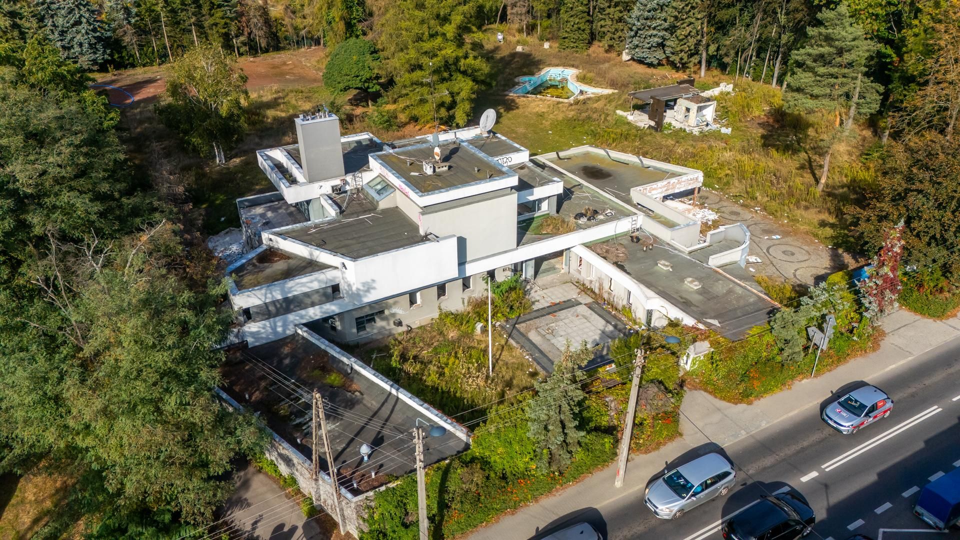 Opuszczona willa przy Ryżowej 72 w Warszawie