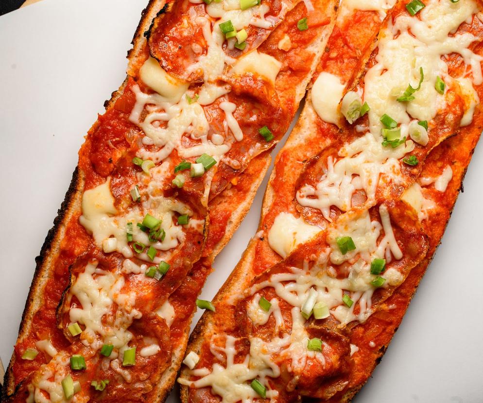 zapiekanki à la pizza