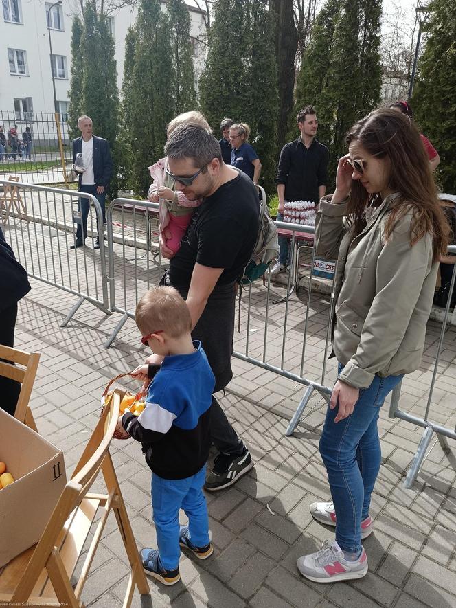 Piekary Śląskie. Świąteczne zbieranie jajek wielkanocnych