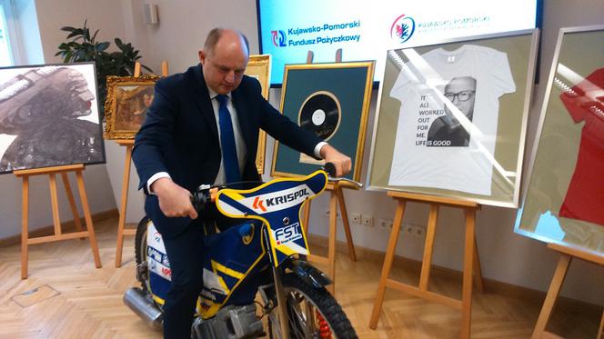 Przed nami X Marszałkowski Bal Dobroczynny. Przedmioty z podpisami Lewandowskiego, DeVito...