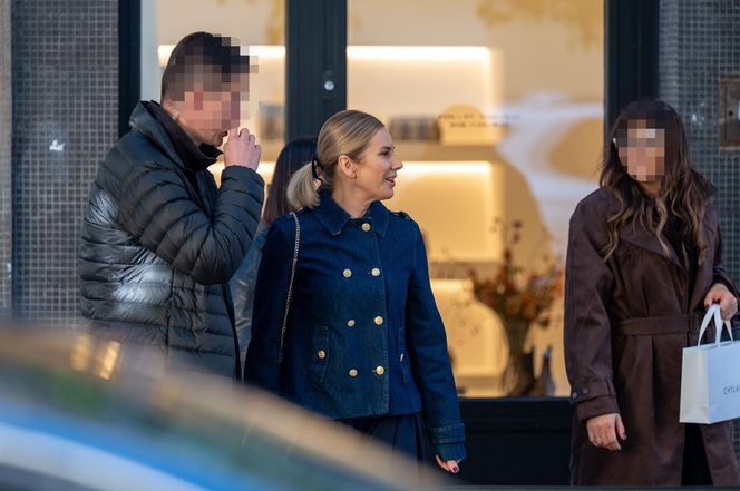 Pierwsza dama w eleganckim butiku