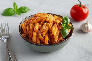 Przygotuj ten lunch zawczasu. Ekspertka zdradza przepis idealny