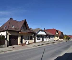 To jedno z najmniejszych miast w Małopolsce. Jedna decyzja papieża sprawiła, że stało się sławne