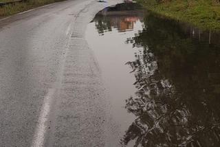  Dramatyczna sytuacja po ulewach. Zatopione drogi i samochody. Strażacy interweniowali 320 razy!