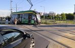 Zderzenie tramwaju i dźwigu