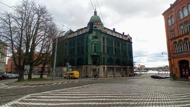 Stara drukarnia u zbiegu ulic Dworcowej i Św. Ducha