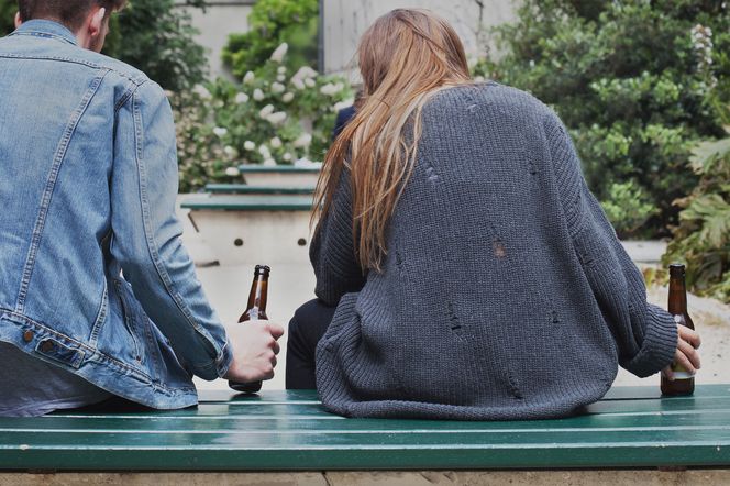 Skutki picia w młodym wieku odczujesz po latach. Cierpi zdrowie psychiczne