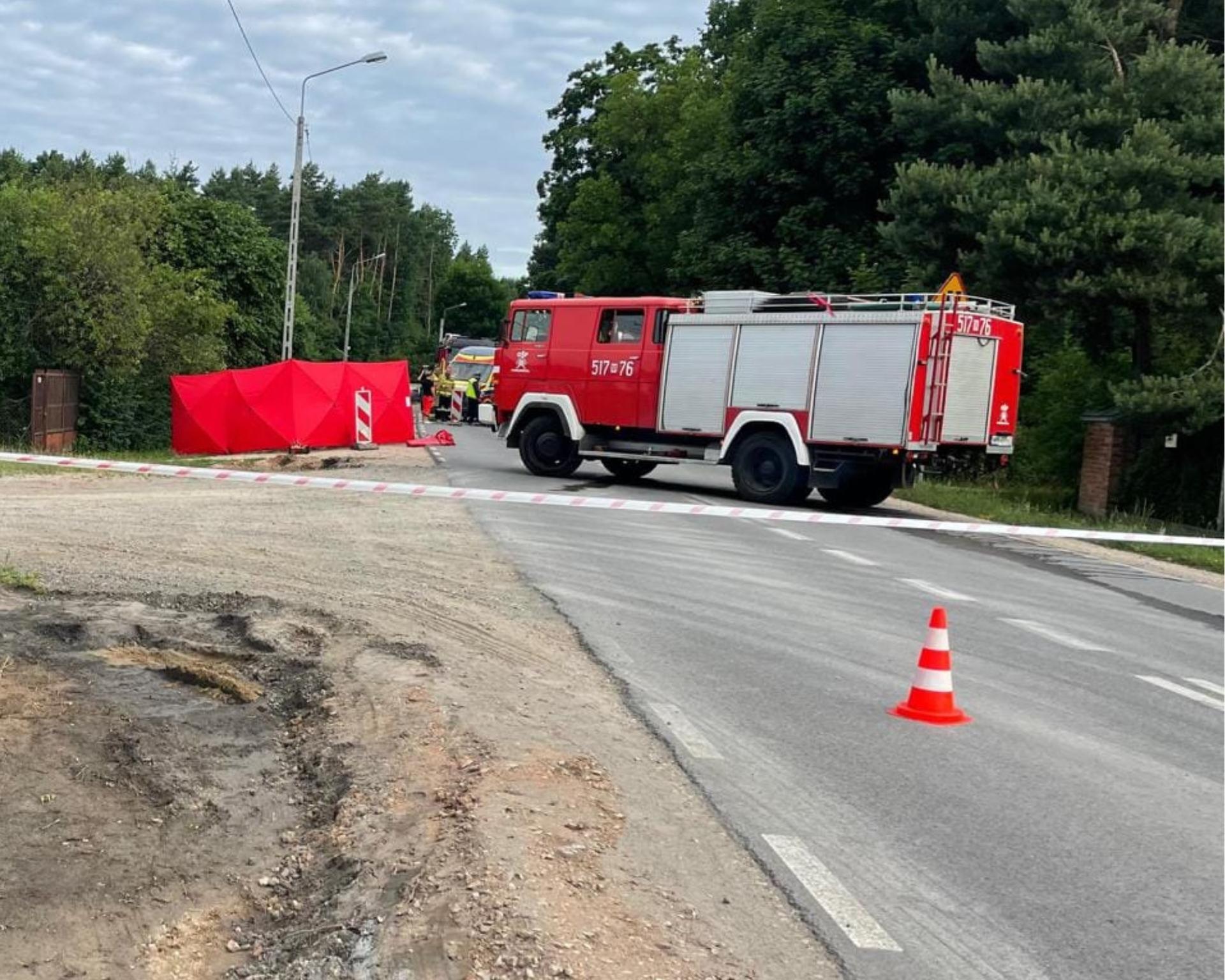 Wylądował W Rowie I Zginął Koszmarny Wypadek W Mikanowie Nie żyje 68