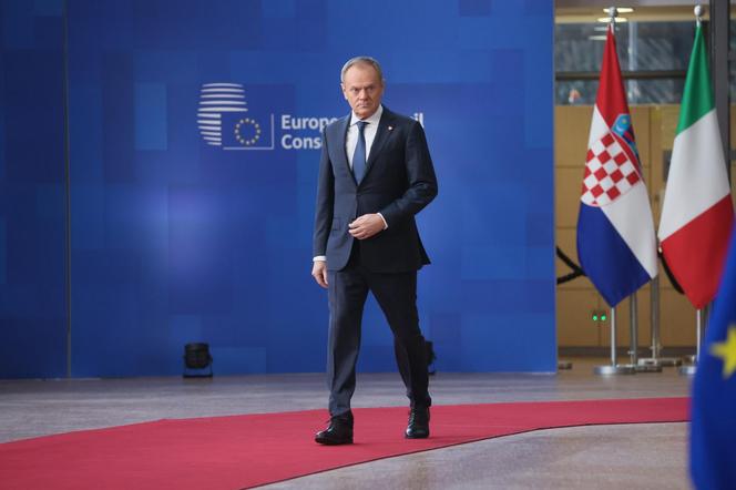 Premier Tusk bierze udział w nadzwyczajnym szczycie Rady Europejskiej