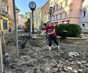 Sytuacja powodziowa w Kłodzku. Tak wyglądają zniszczenia po powodzi 