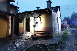 Śmiertelny pożar pod Bełchatowem. Nie żyje 48-latek [ZDJĘCIA]