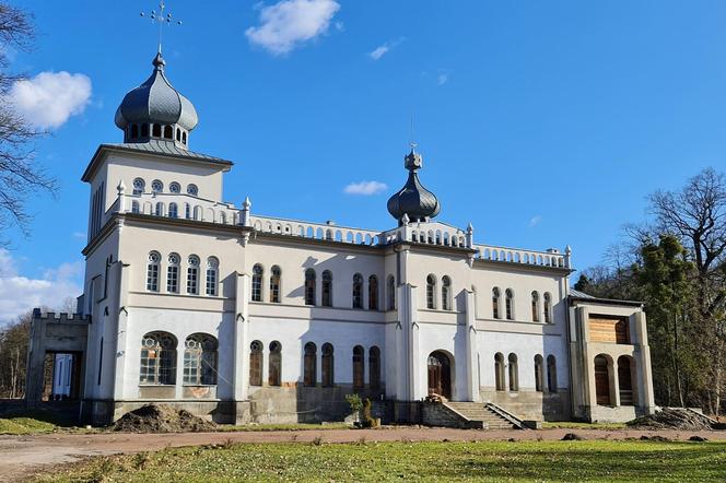 Pałac w Osieku. To jedyny taki orientalny budynek na mapie Małopolski