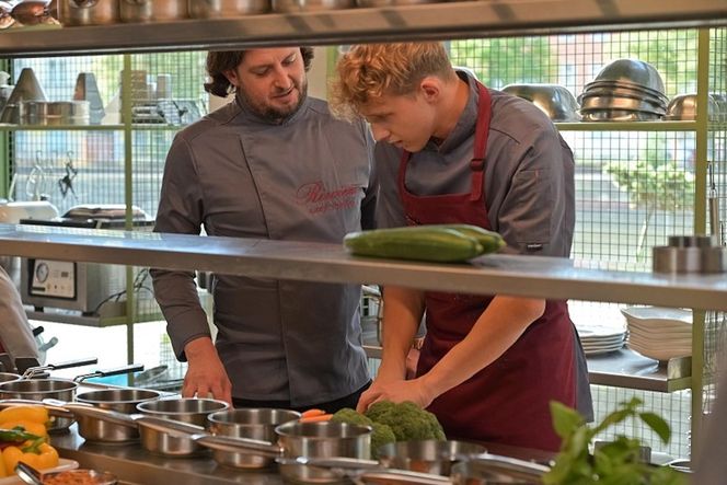 Pierwsza miłość, odcinek 4080: Tomek (Oskar Wojciechowski)