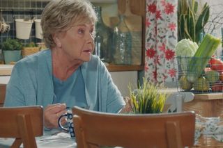 M jak miłość, odcinek 1813: Barbara Mostowiak (Teresa Lipowska) 