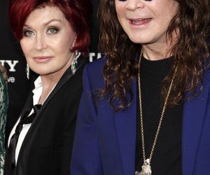 Miłość, która przetrwała piekło. Historia Ozzy’ego i Sharon Osbourne – toksyczna, szalona i prawdziwa