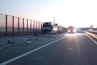 Wypadek śmiertelny na S7 w Jaworzni koło Kielc. Zginął 26-letni mężczyzna!
