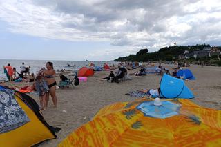 Plaża Mechelinki. Tłum w każdą sobotę i niedzielę