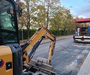 Przy okazji robót drogowych przy budowie nawierzchni na ulicy Kraszewskiego zostanie też poprawiona nawierzchnia części ulicy Mazurskiej w Siedlcach