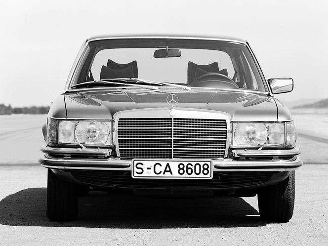 Mercedes-Benz 450 SE