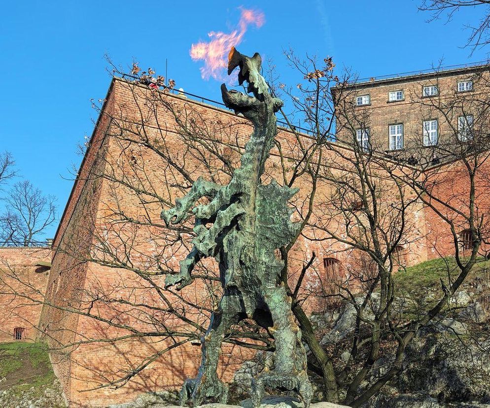 Smok Wawelski w Krakowie bez ognia. Wiemy, kiedy znów odpali