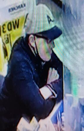Poznań. Posłużył się cudzym dowodem, ale to nie wszystko! Oszust może działać w całej Polsce
