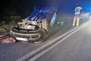 Wypadek w Brodach. Kierowca Audi dachował 