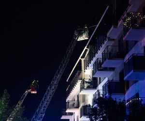 Pożar bloku w Poznaniu. Akcja gaśnicza przy ul. Krańcowej. Ewakuacja mieszkańców!