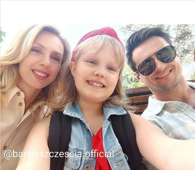Barwy szczęścia. Herman (Maciej Raniszewski), Emilka (Jessica Frankiewicz), Malwina (Joanna Gleń)