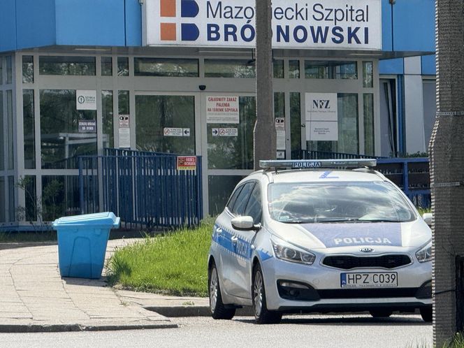 Kolizja na szpitalnym parkingu w Warszawie. Alkomat oszalał! Kierująca miała prawie 4 promile 