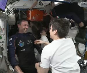 Sławosz Uznański-Wiśniewski już na pokładzie IS!  Oglądaj jak polski astronauta wchodzi na pokład stacji kosmicznej [LIVE]