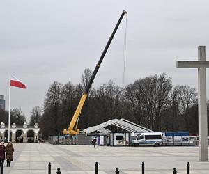 Budowa zadaszenia nad zabytkowymi pozostałościami Pałacu Saskiego 