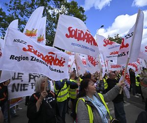 1800 osób zostanie bez środków do życia. Protest pracowników w Warszawie