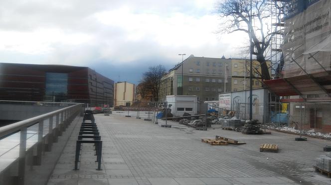 Mur sprzed 600 lat już niedługo będzie można podziwiać na Zamkowej