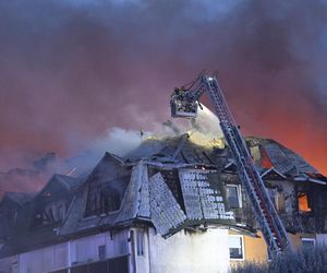 Aktor znany z „Korony Królów” ucierpiał w pożarze bloku w Ząbkach. „Nie wiemy co będzie dalej”