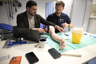 Ile kosztuje lot w kosmos Polaka Sławosza Uznańskiego-Wiśniewskiego