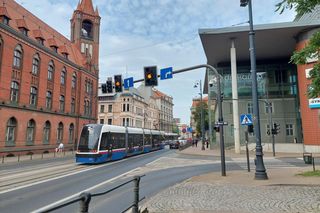 Przebudowa torowiska pod Trasą Uniwersytecką w Bydgoszczy oznacza tramwajowy paraliż. Co drogowcy proponują w zamian?